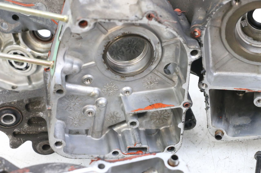 photo de CARTER BAS MOTEUR KYMCO DINK 4T 50 (2007 - 2018) - Zoom qualité