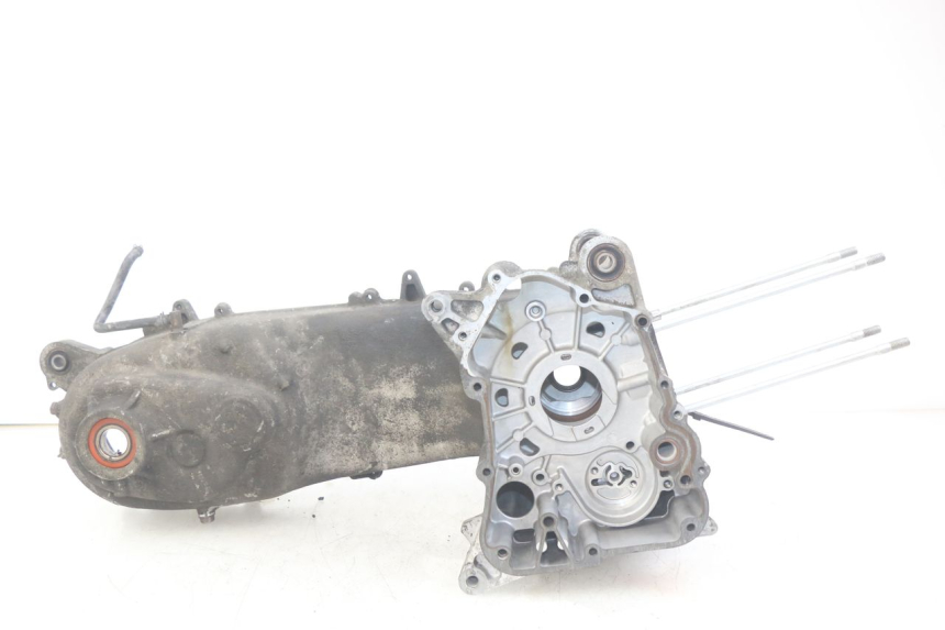 photo de CARTER BAS MOTEUR KYMCO DINK STREET 125 (2009 - 2014) - Détails caractéristiques