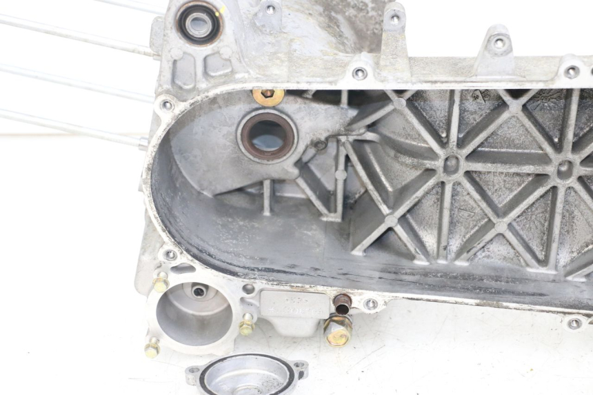 photo de CARTER BAS MOTEUR KYMCO DINK STREET 125 (2009 - 2014) - Pièce contrôlée