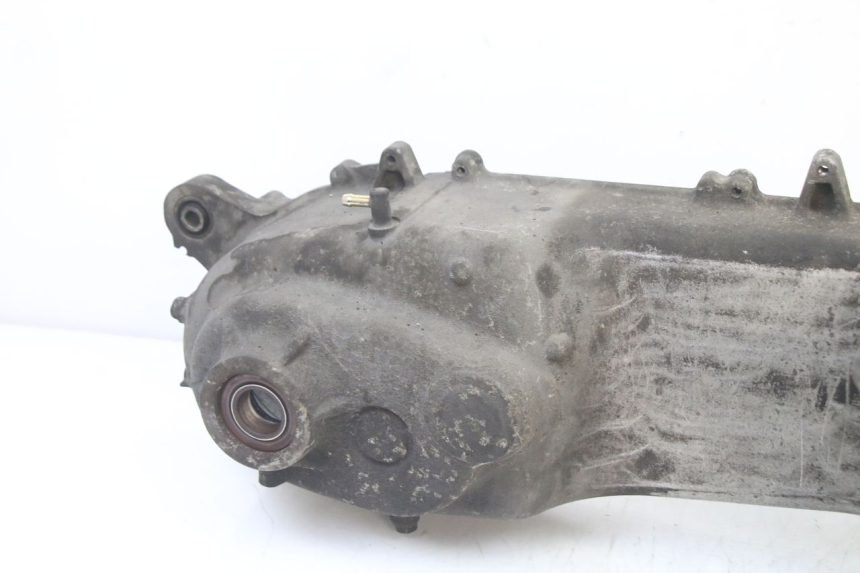 photo de CARTER BAS MOTEUR KYMCO DINK STREET 125 (2009 - 2014) - Points de fixation