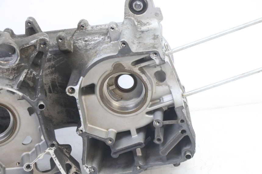 photo de CARTER BAS MOTEUR KYMCO DINK STREET 125 (2009 - 2014) - Marquages et références