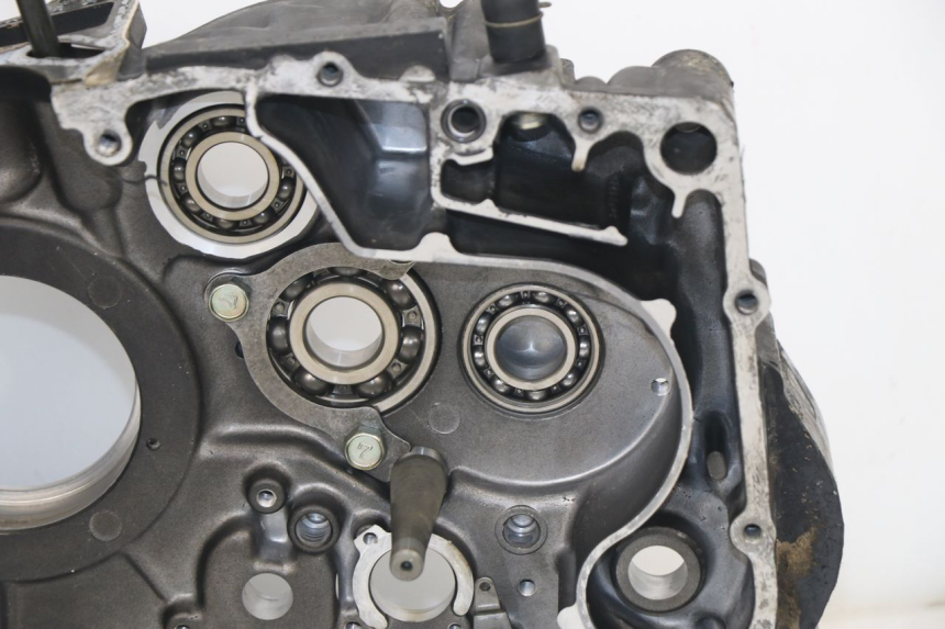 photo de CARTER BAS MOTEUR SUZUKI DR DJEBEL 600 (1985 - 1990) - Détails caractéristiques