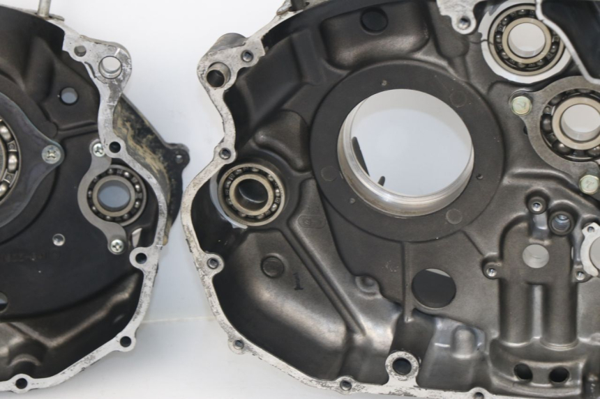 photo de CARTER BAS MOTEUR SUZUKI DR DJEBEL 600 (1985 - 1990) - Marquages et références