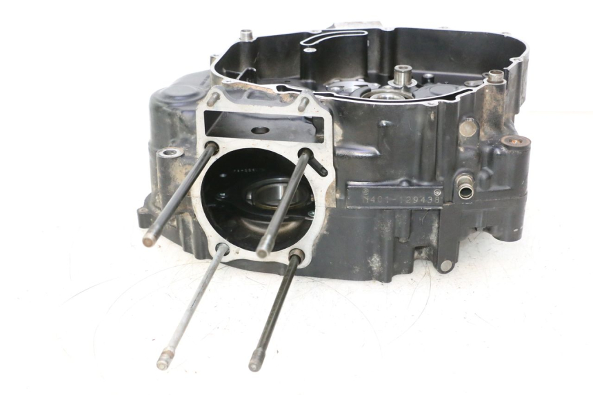 photo de CARTER BAS MOTEUR SUZUKI DR S 600 (1985 - 1989) - Autre angle de vue