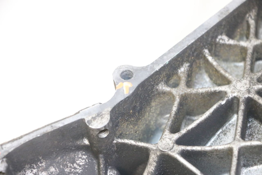 photo de CARTER BAS MOTEUR PEUGEOT ELYSTAR 50 (2002 - 2014) - Gros plan technique