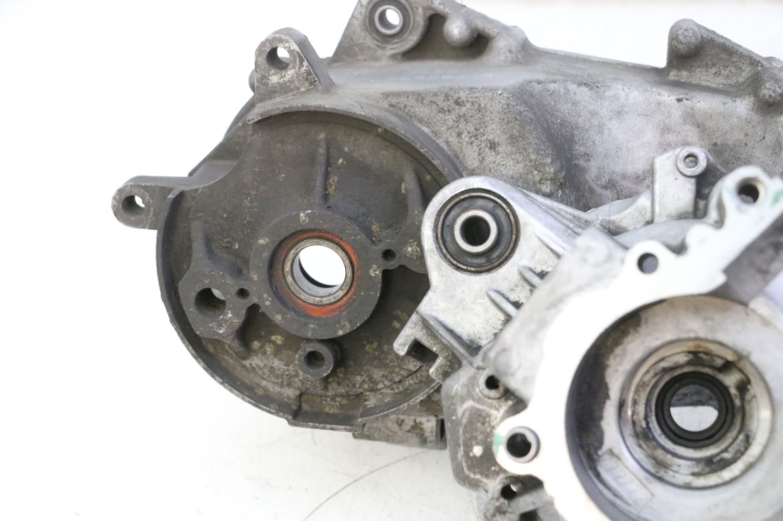 photo de CARTER BAS MOTEUR PEUGEOT ELYSTAR 50 (2002 - 2014) - Focus structure