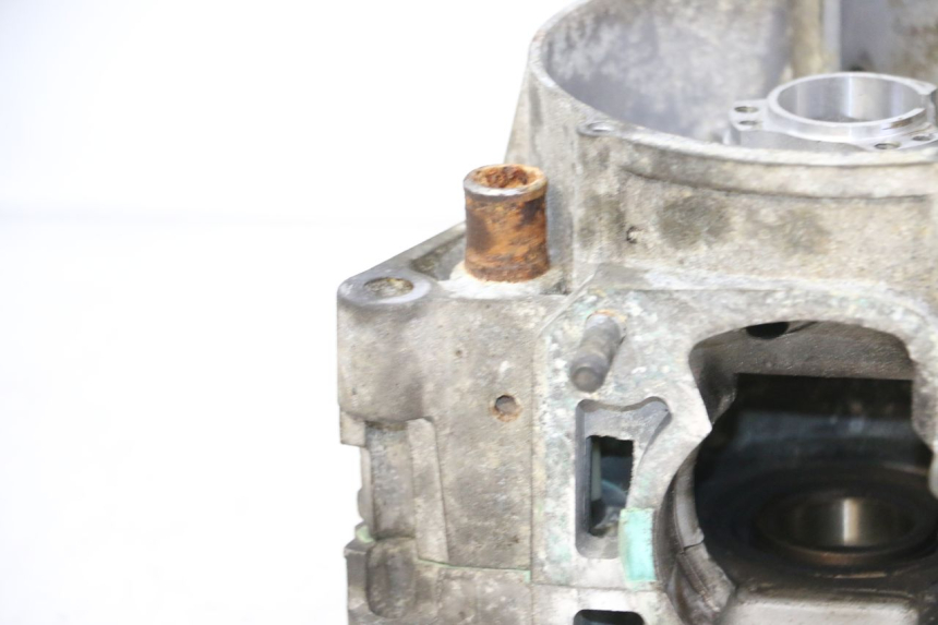 photo de CARTER BAS MOTEUR APRILIA ETX 125 (1998 - 2002) - Autre angle de vue