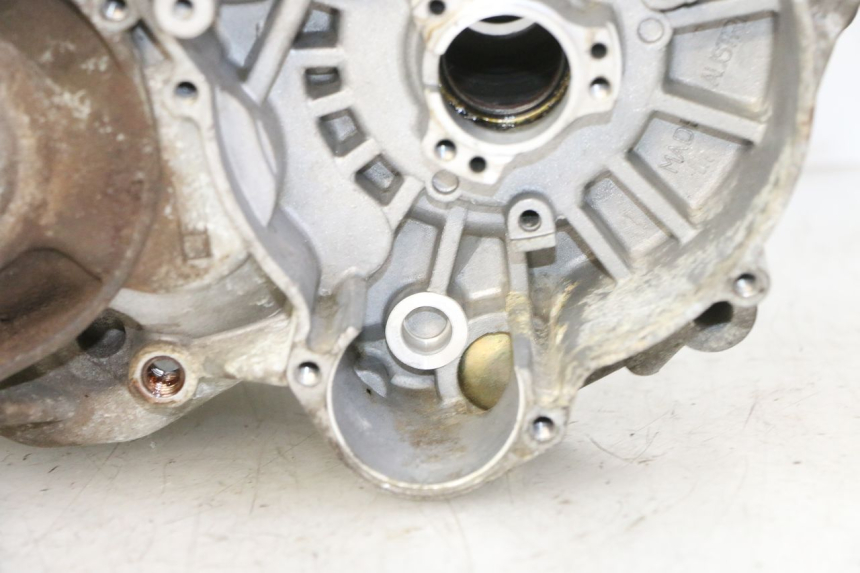 photo de CARTER BAS MOTEUR APRILIA ETX 125 (1998 - 2002) - Points de fixation