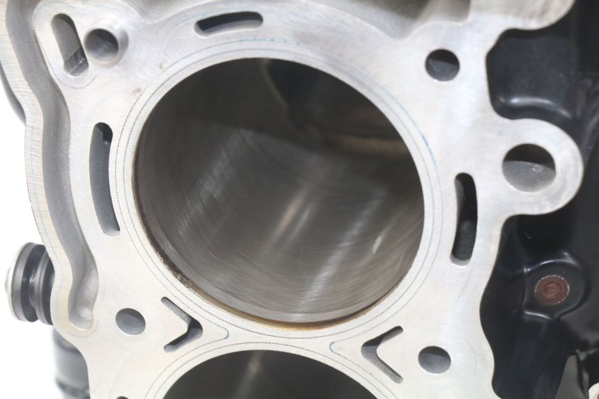 photo de CARTER BAS MOTEUR BMW F GS K81 850 (2018 - 2023) - Autre angle de vue