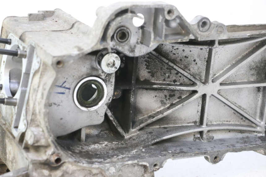 photo de CARTER BAS MOTEUR JM MOTORS F45i 4T 50 (2020 - 2023) - Marquages et références