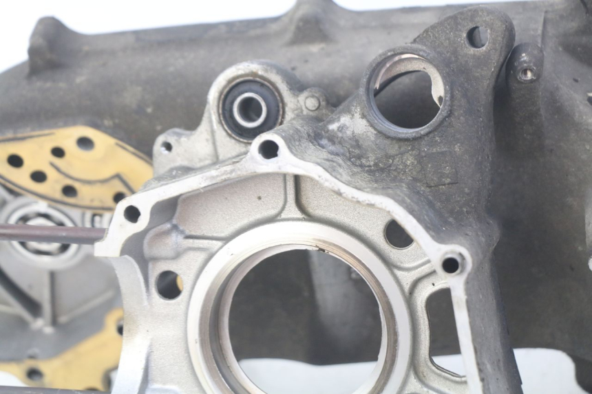 photo de CARTER BAS MOTEUR HONDA FES PANTHEON 125 (2003 - 2007) - Marquages et références