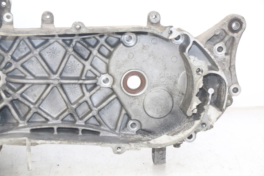 photo de CARTER BAS MOTEUR SYM FIDDLE 3 III 125 (2014 - 2020) - Points de fixation