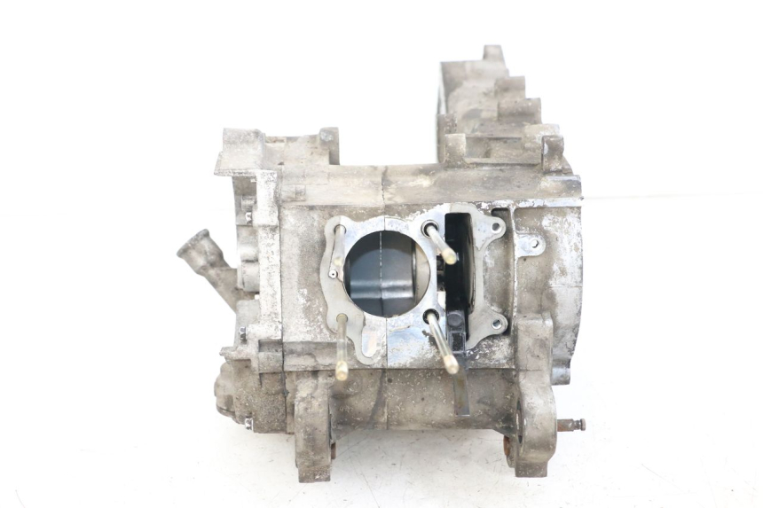 photo de CARTER BAS MOTEUR SYM FIDDLE 3 III 50 (2014 - 2020) - Gros plan technique