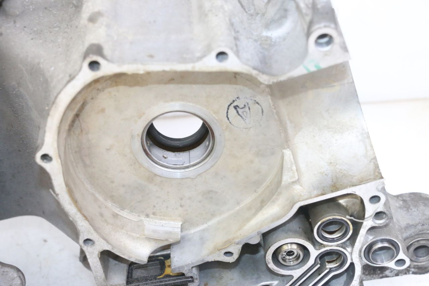 photo de CARTER BAS MOTEUR HONDA FORZA ABS 300 (2013 - 2017) - Aperçu profil