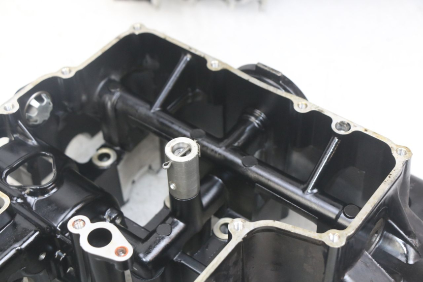 photo de CARTER BAS MOTEUR YAMAHA FZS FAZER 600 (1998 - 2001) - Zoom composants