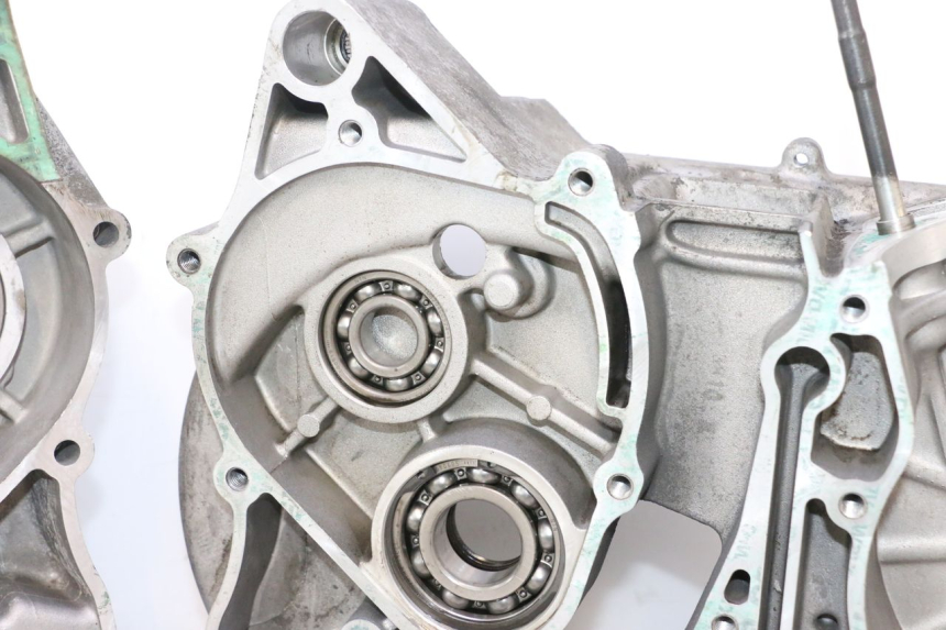 photo de CARTER BAS MOTEUR GILERA GP 800 (2007 - 2013) - État de surface