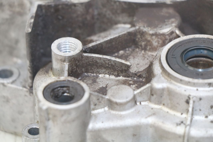 photo de CARTER BAS MOTEUR DERBI GPR 50 (2004 - 2009) - Zoom état d’usage