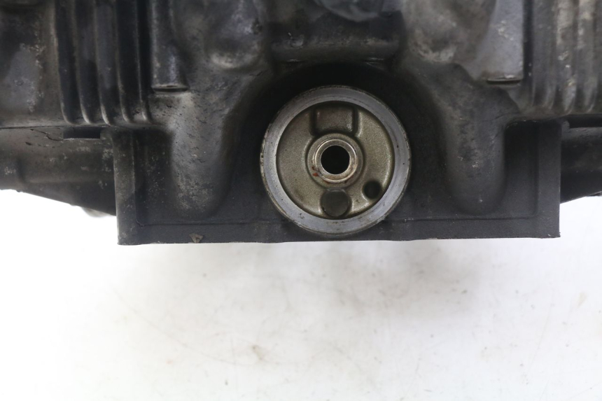 photo de CARTER BAS MOTEUR SUZUKI GSF S BANDIT 600 (2000 - 2004) - État de surface