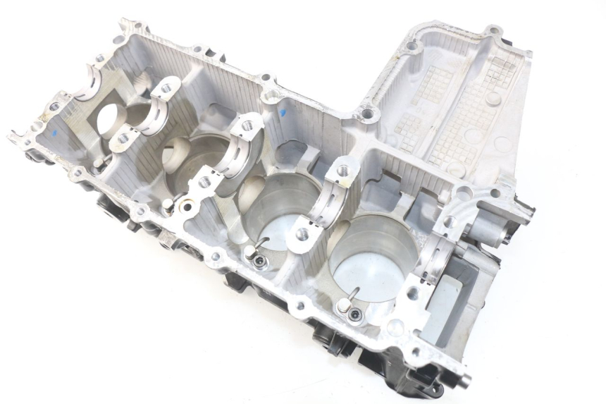 photo de CARTER BAS MOTEUR SUZUKI GSR 600 (2005 - 2012) - Zoom état d’usage