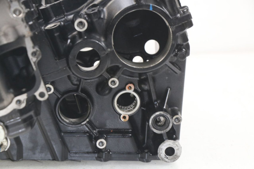 photo de CARTER BAS MOTEUR SUZUKI GSR 600 (2005 - 2012) - Gros plan technique