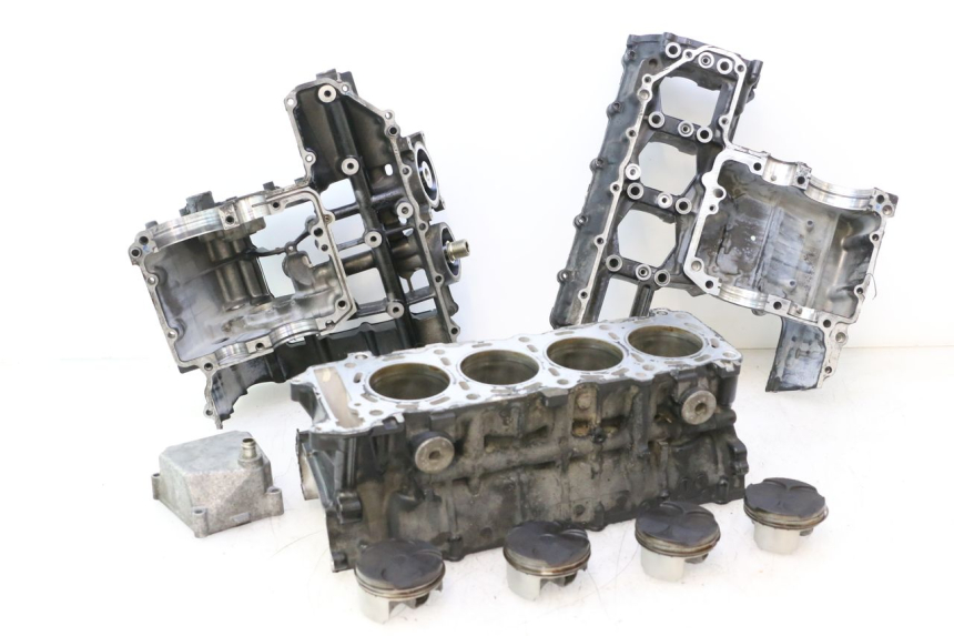 photo de CARTER BAS MOTEUR SUZUKI GSR 600 (2005 - 2012) - Vue principale