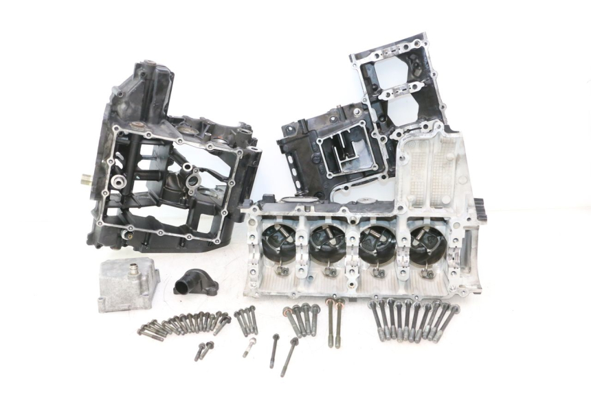 photo de CARTER BAS MOTEUR SUZUKI GSR 600 (2005 - 2012) - Focus structure