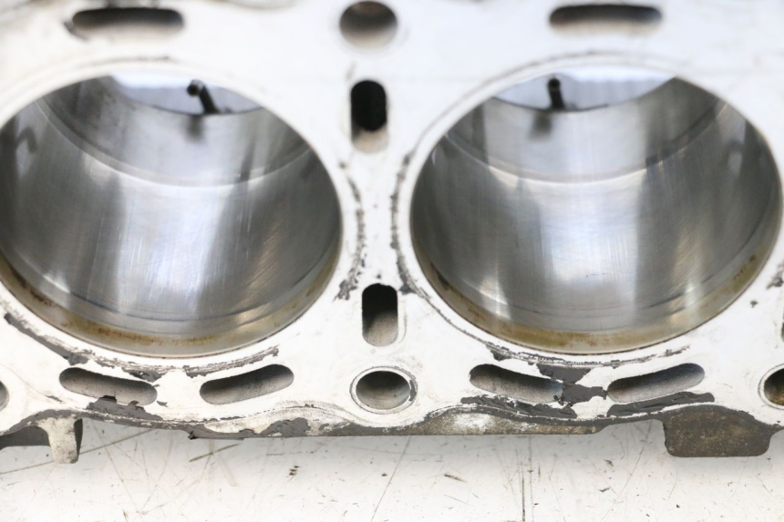 photo de CARTER BAS MOTEUR SUZUKI GSR 600 (2005 - 2012) - Vue principale