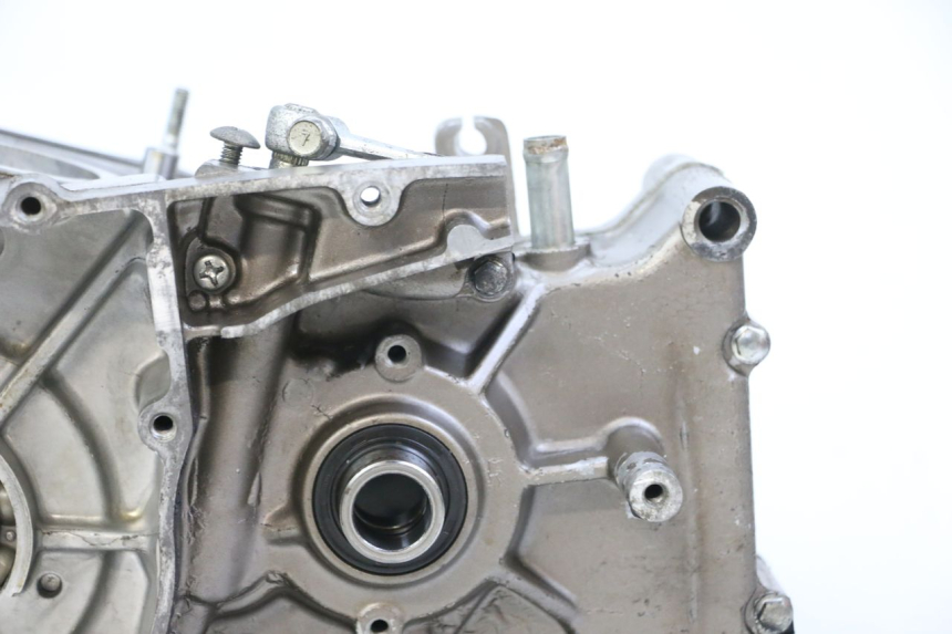 photo de CARTER BAS MOTEUR HYOSUNG GTR 125 (2006 - 2008) - Pièce contrôlée