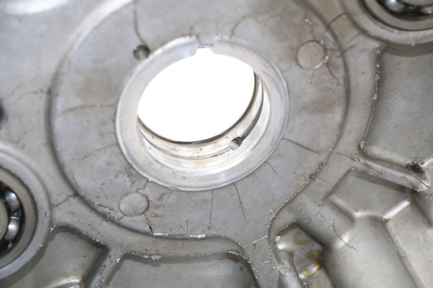 photo de CARTER BAS MOTEUR HONDA FJS SILVER WING ABS 600 (2004 - 2007) - Focus structure