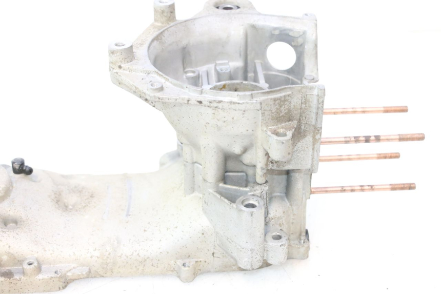 photo de CARTER BAS MOTEUR KEEWAY HURRICANE 50 (2006 - 2019) - Points de fixation