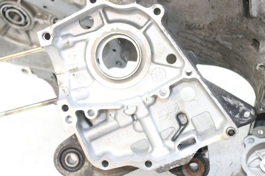 photo de CARTER BAS MOTEUR SYM JET 14 4T 50 (2018 - 2022) - Aperçu profil