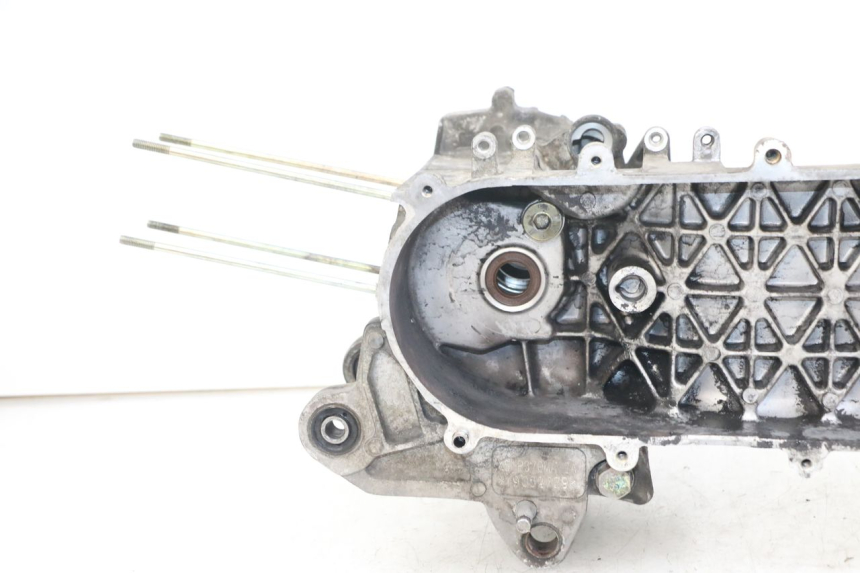 photo de CARTER BAS MOTEUR SYM JET 14 4T 50 (2018 - 2022) - Vue d’ensemble