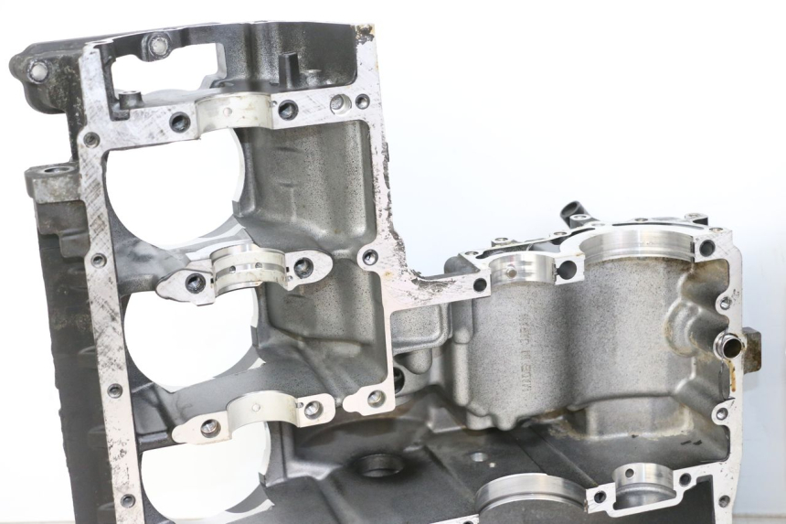 photo de CARTER BAS MOTEUR KAWASAKI GTR 1000 (1994 - 2004) - Photo complémentaire