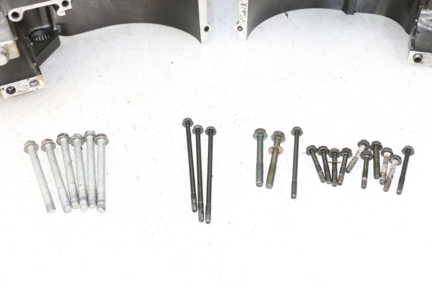 photo de CARTER BAS MOTEUR KAWASAKI GTR 1000 (1994 - 2004) - Inspection visuelle