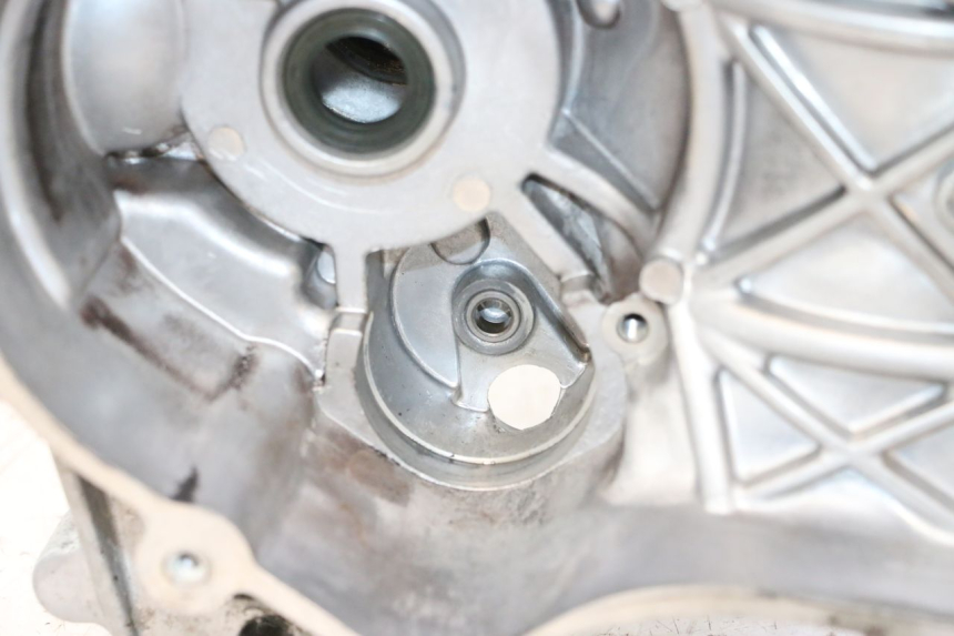 photo de CARTER BAS MOTEUR PEUGEOT KISBEE 2T 50 (2018 - 2022) - Zoom qualité