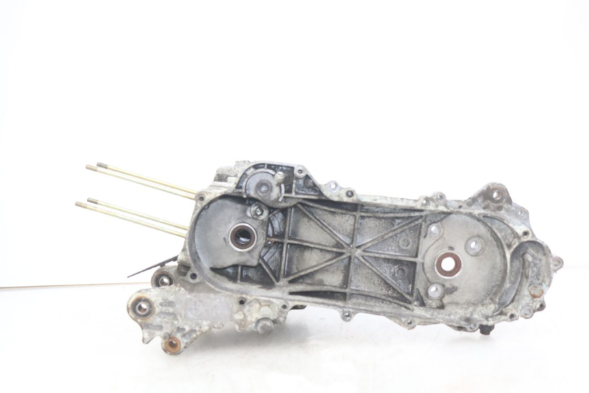 photo de CARTER BAS MOTEUR PEUGEOT KISBEE 4T 50 (2018 - 2022) - Vue principale