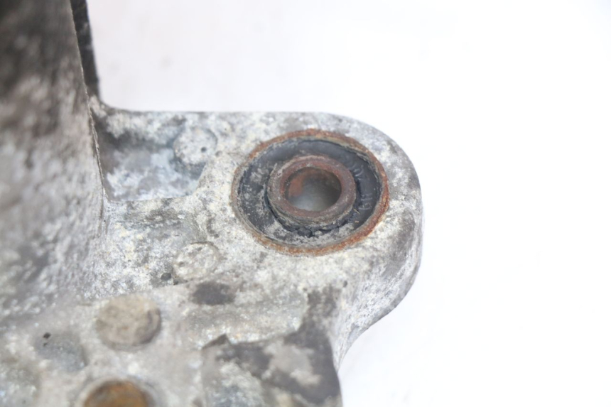 photo de CARTER BAS MOTEUR PEUGEOT KISBEE 4T 50 (2018 - 2022) - Autre angle de vue