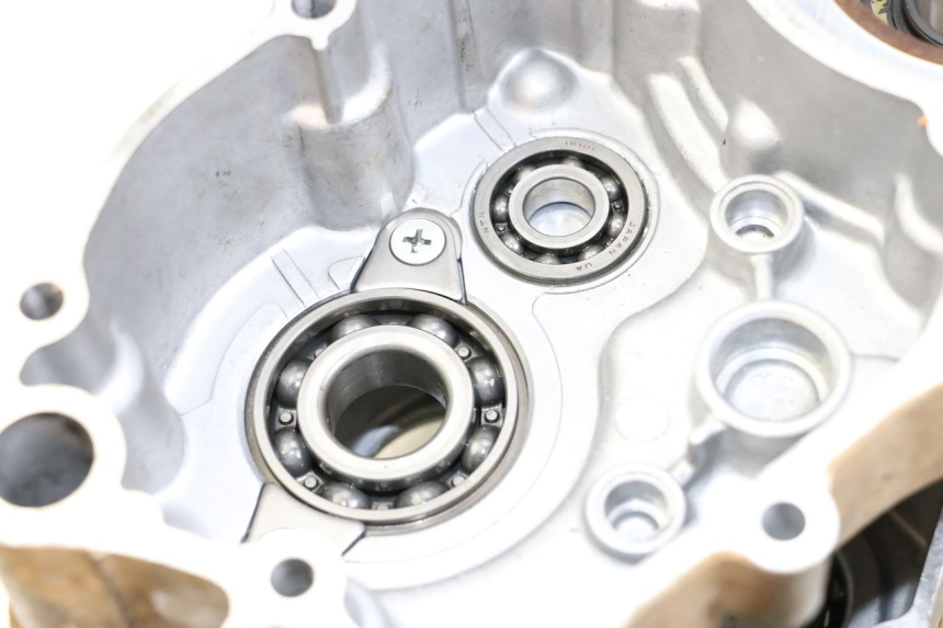 photo de CARTER BAS MOTEUR KAWASAKI KX 85 (2014 - 2021) - Zoom composants