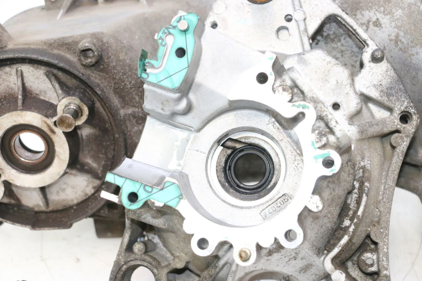 photo de CARTER BAS MOTEUR PEUGEOT LUDIX ONE 14P 50 (2004 - 2013) - Zoom qualité
