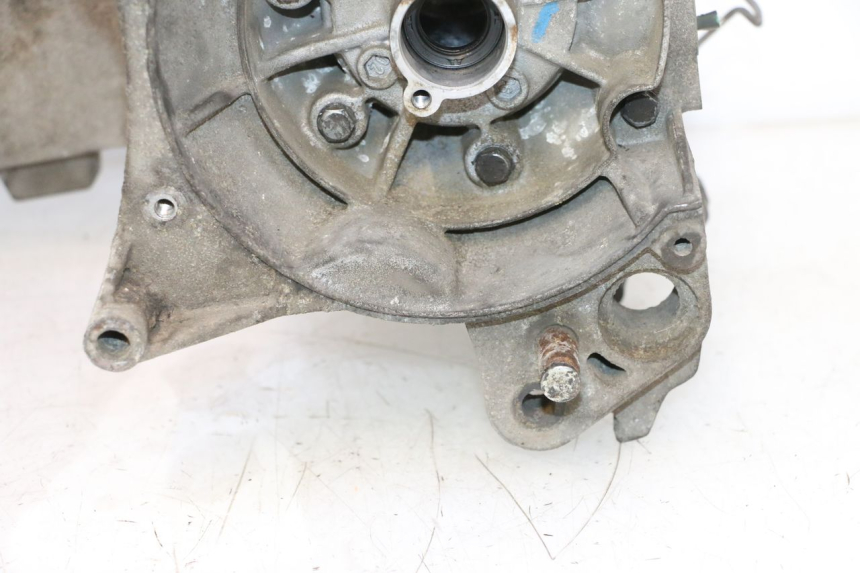 photo de CARTER BAS MOTEUR PEUGEOT LUDIX ONE 50 (2004 - 2013) - Vue rapprochée