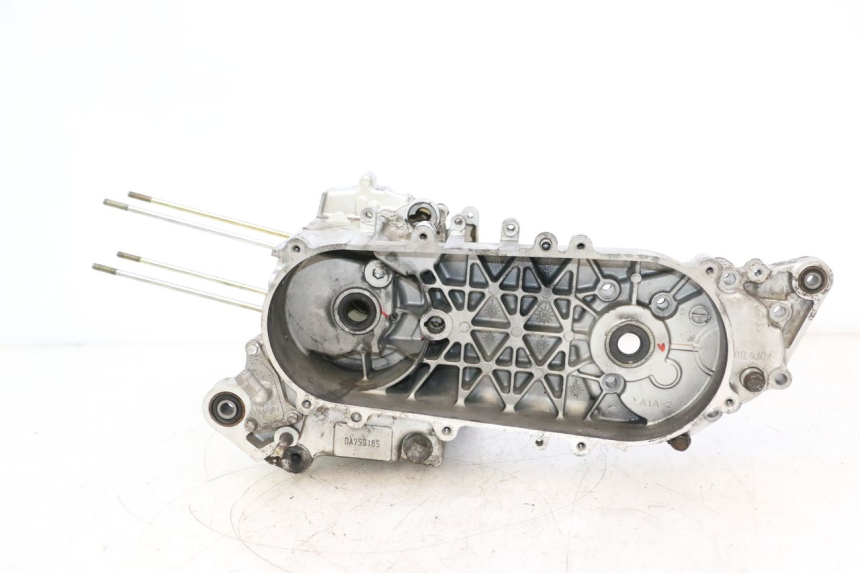 photo de CARTER BAS MOTEUR SYM MIO 50 (2005 - 2010) - Vue principale