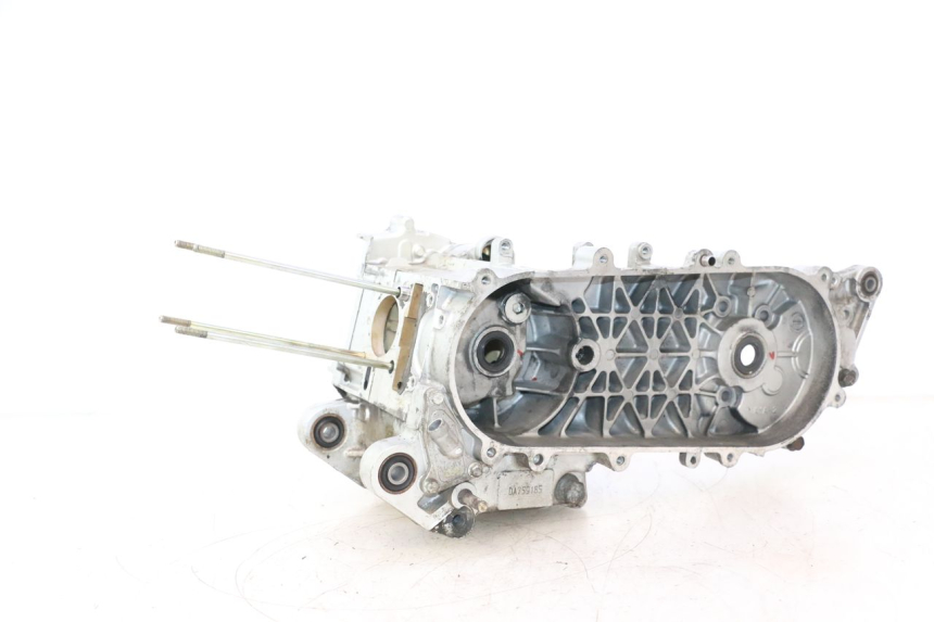 photo de CARTER BAS MOTEUR SYM MIO 50 (2005 - 2010) - Zoom état d’usage