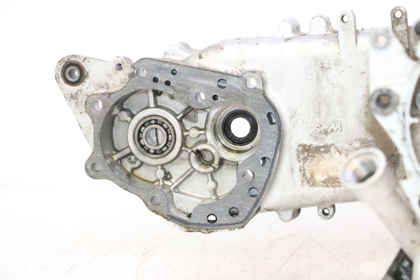 photo de CARTER BAS MOTEUR SYM MIO 50 (2005 - 2010) - État de surface