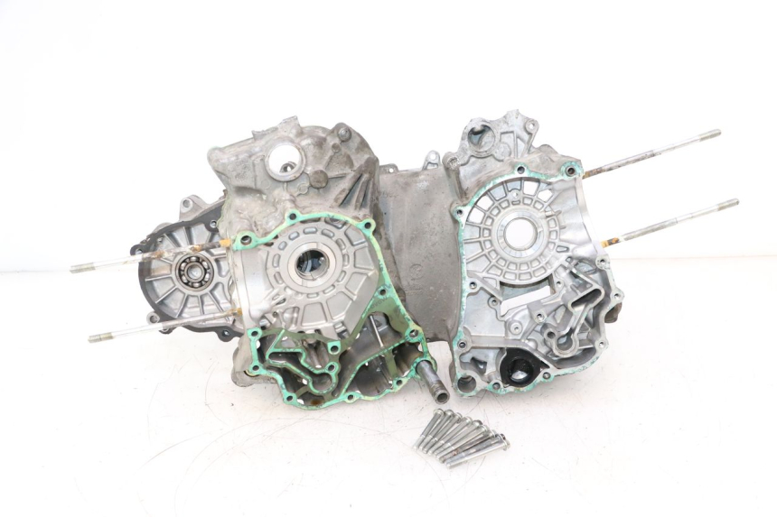 photo de CARTER BAS MOTEUR PIAGGIO MP3 LT 300 (2010 - 2016) - Détail de la pièce