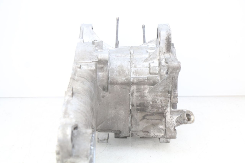 photo de CARTER BAS MOTEUR YAMAHA N-MAX NMAX 125 (2017 - 2020) - Détails caractéristiques