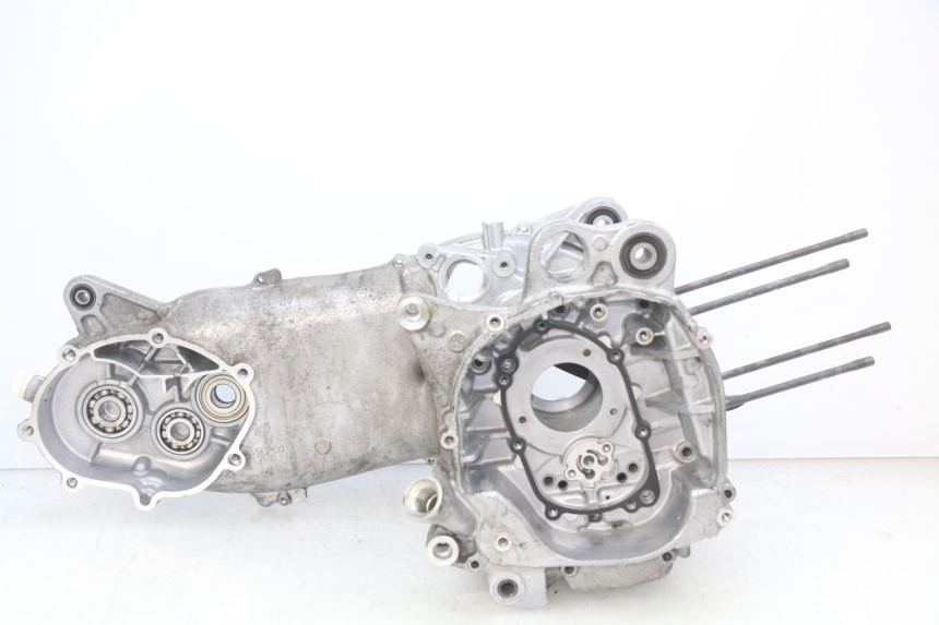 photo de CARTER BAS MOTEUR YAMAHA N-MAX NMAX 125 (2017 - 2020) - Inspection visuelle