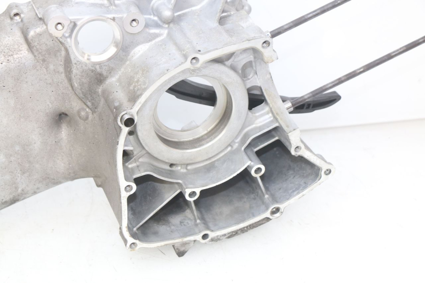 photo de CARTER BAS MOTEUR YAMAHA N-MAX NMAX 125 (2017 - 2020) - Focus structure