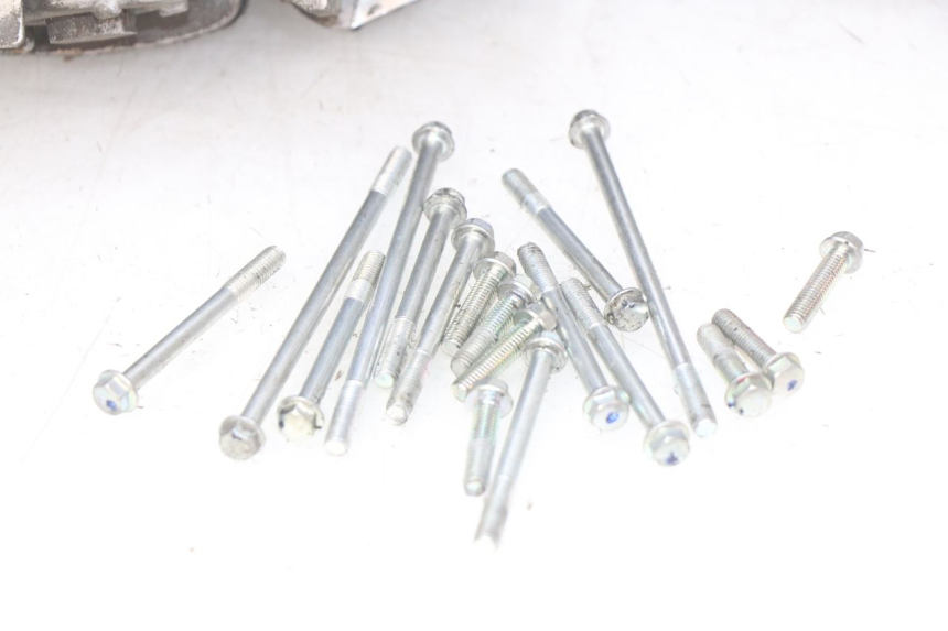 photo de CARTER BAS MOTEUR YAMAHA N-MAX NMAX 125 (2017 - 2020) - Zoom qualité