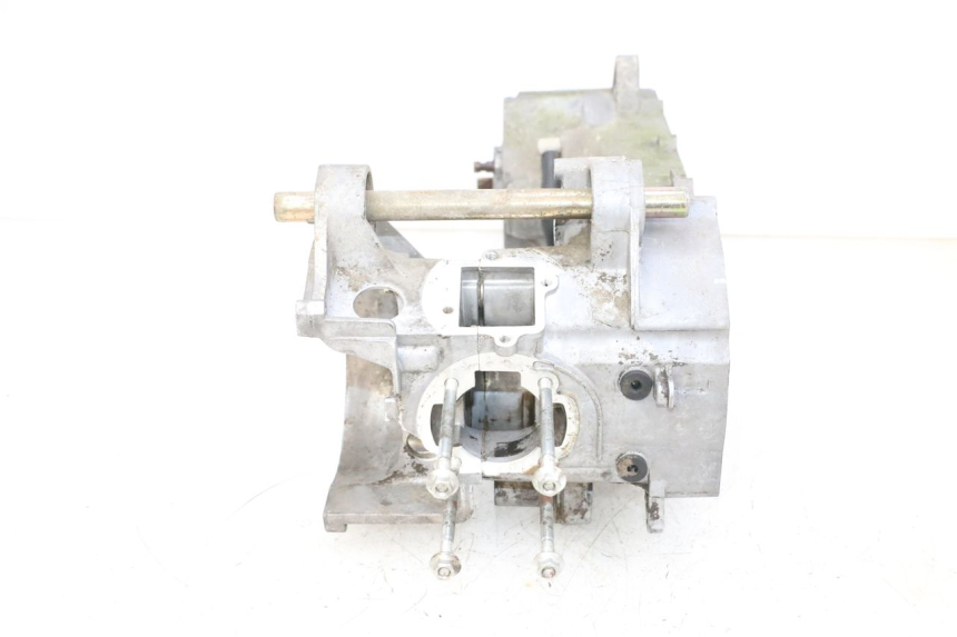 photo de CARTER BAS MOTEUR YAMAHA NEO'S NEOS 2T 50 (1998 - 2007) - Marquages et références