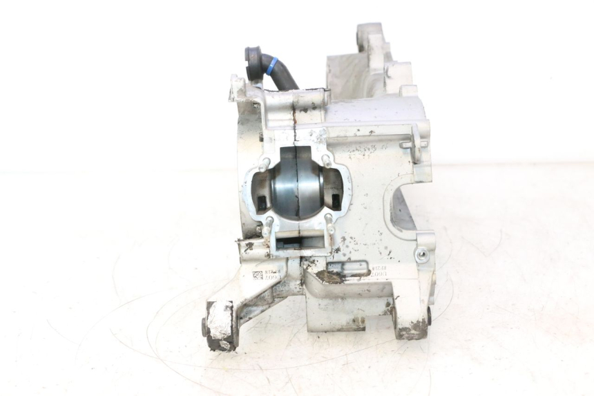 photo de CARTER BAS MOTEUR PIAGGIO NEW TYPHOON 50 (2018 - 2021) - Inspection visuelle